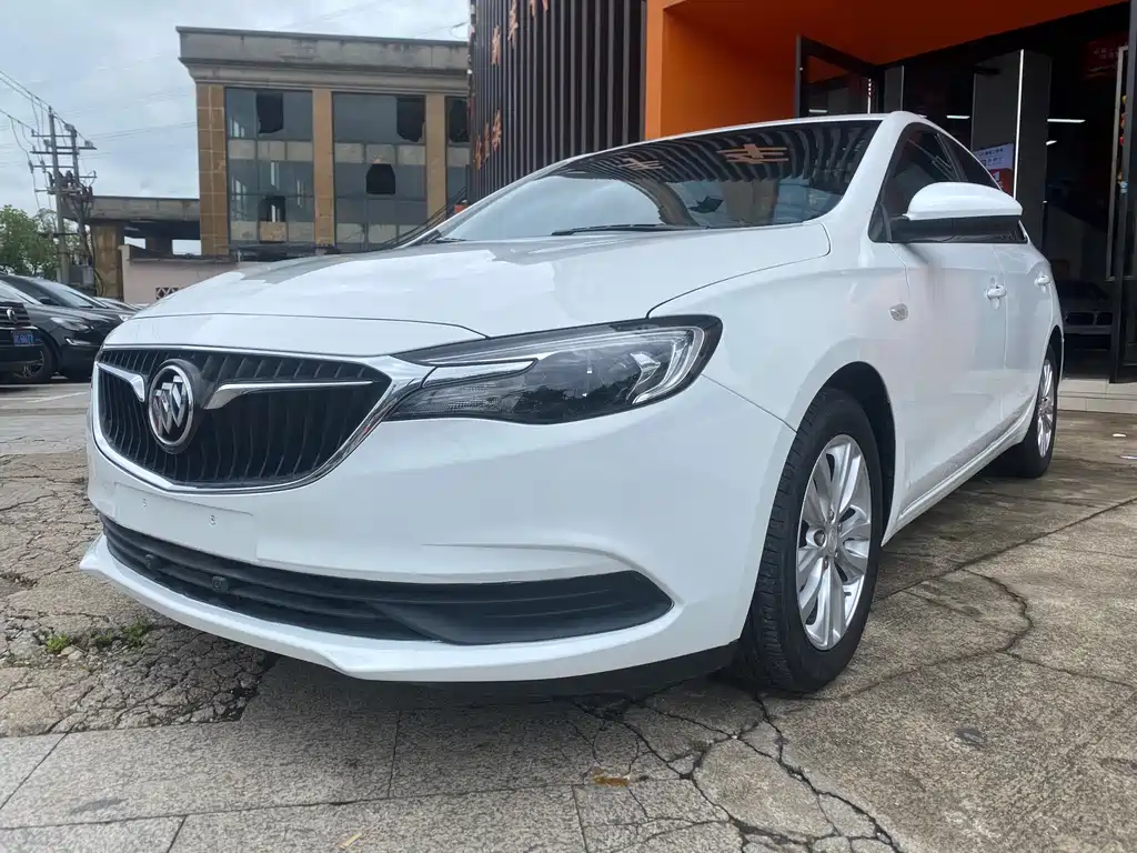 Buick Excelle 2020 — фото 1