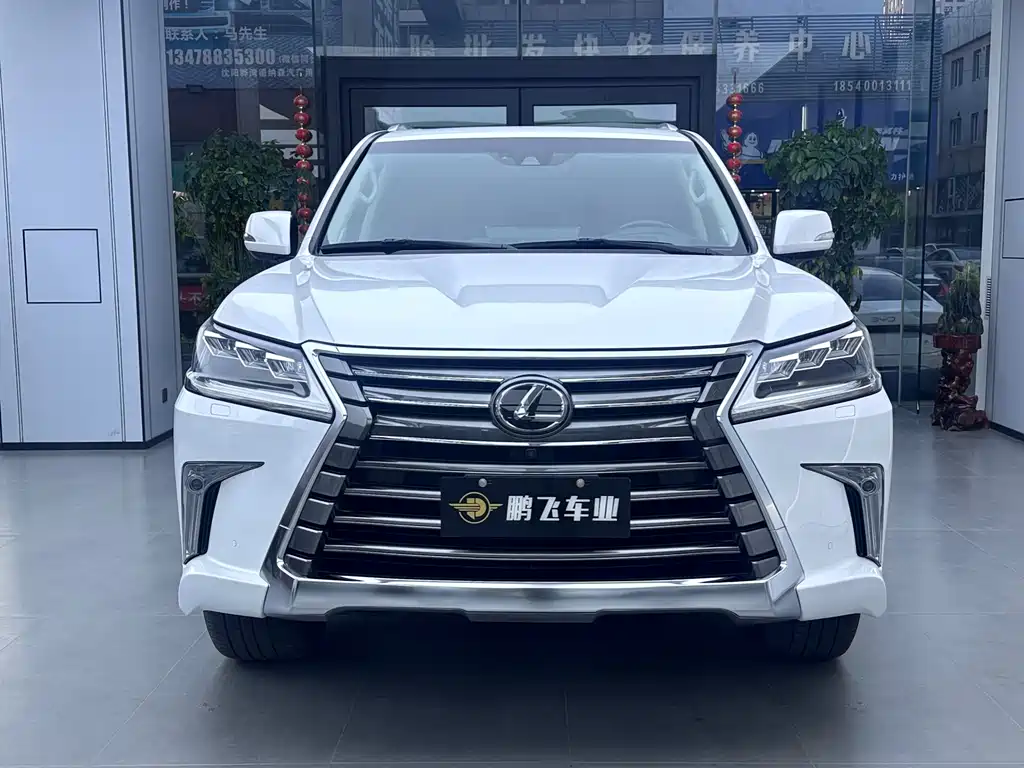 Lexus LX 2020 — фото 2