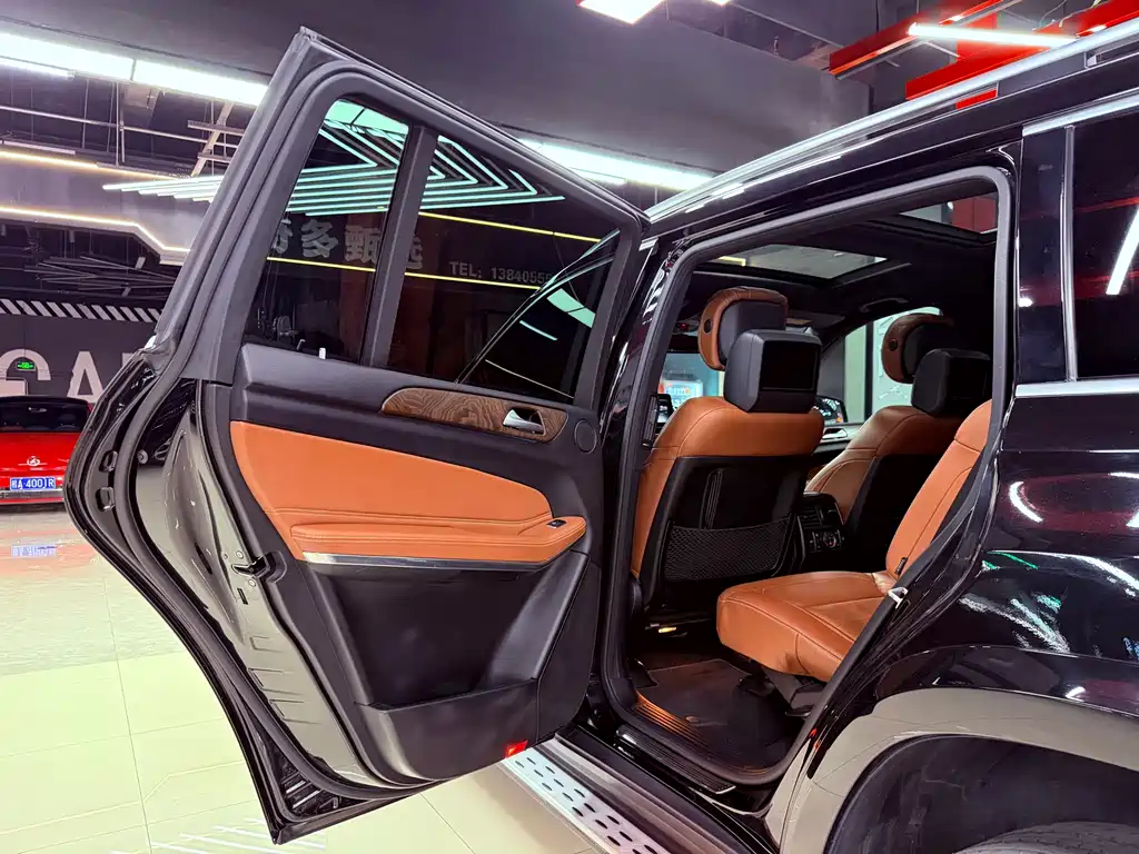 Mercedes-Benz GLS 2016 — фото 19