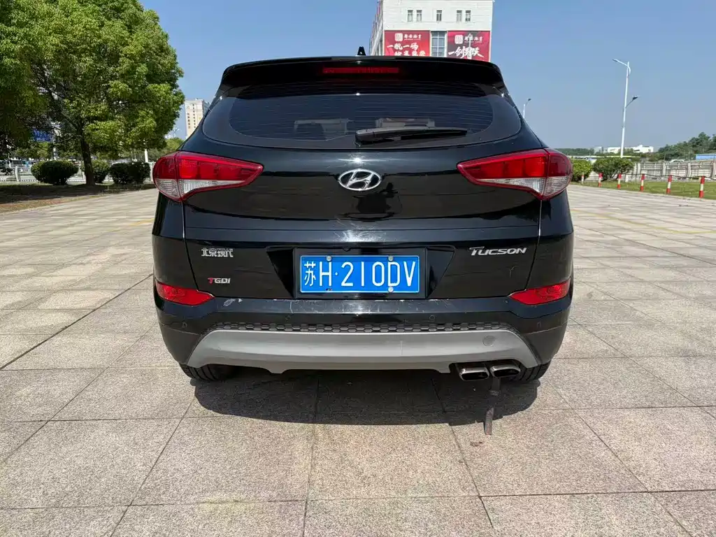 Hyundai Tucson 2017 — фото 8