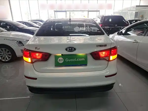 Kia K2 2015