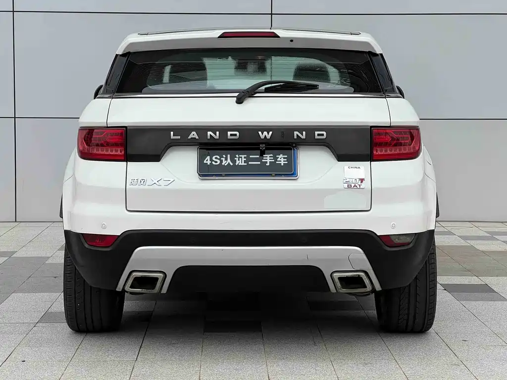 Landwind X7 2016 — фото 6