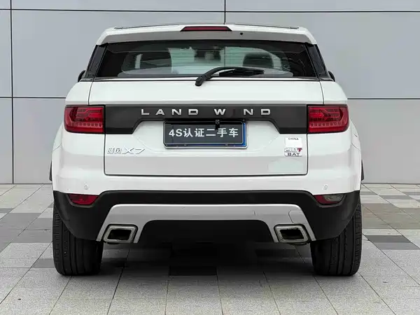 Landwind X7 2016