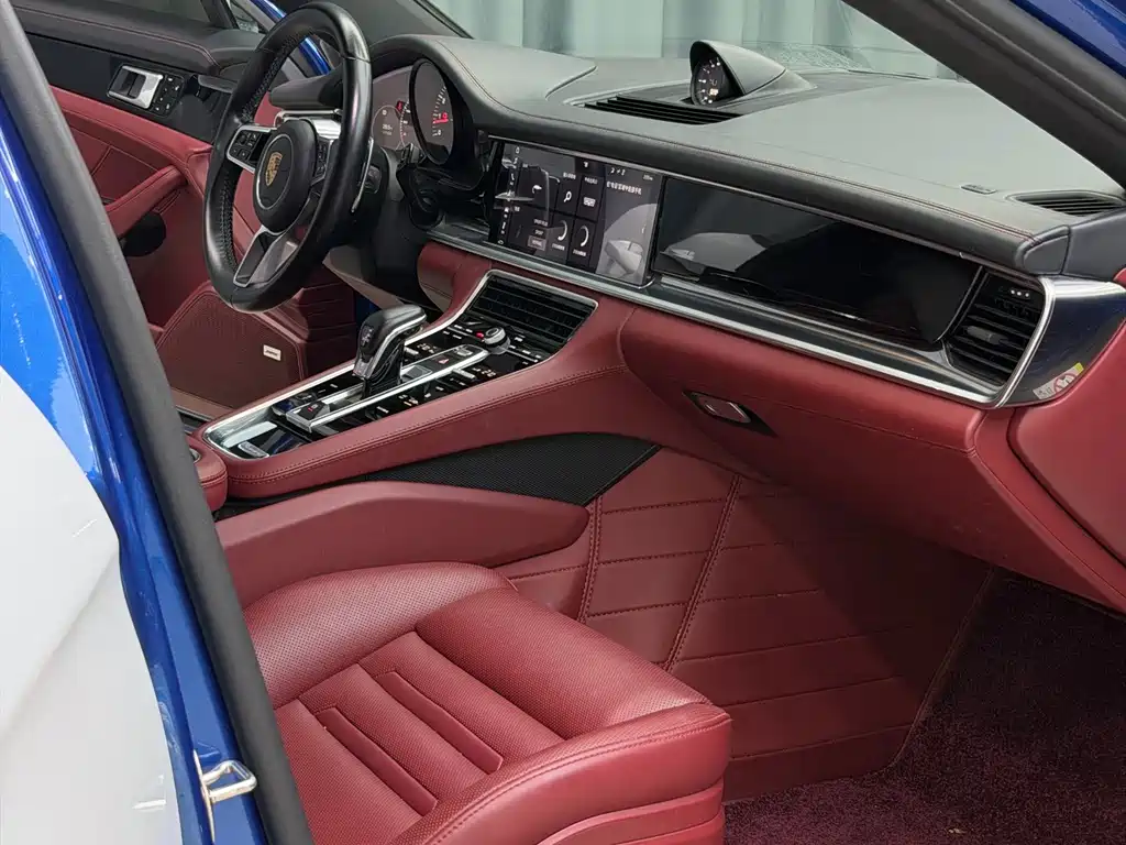 Porsche Panamera 2017 — фото 19