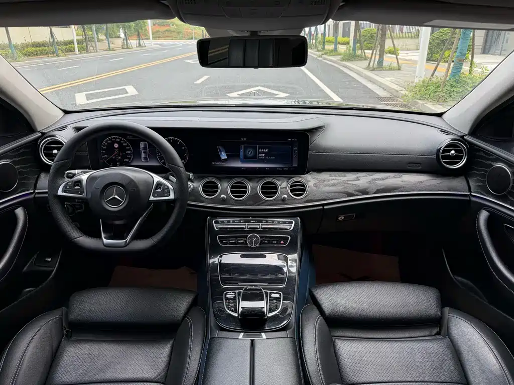 Mercedes-Benz E-Class 2017 — фото 9