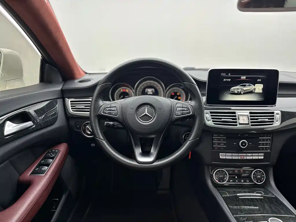 Mercedes-Benz CLS 2016 — фото 4