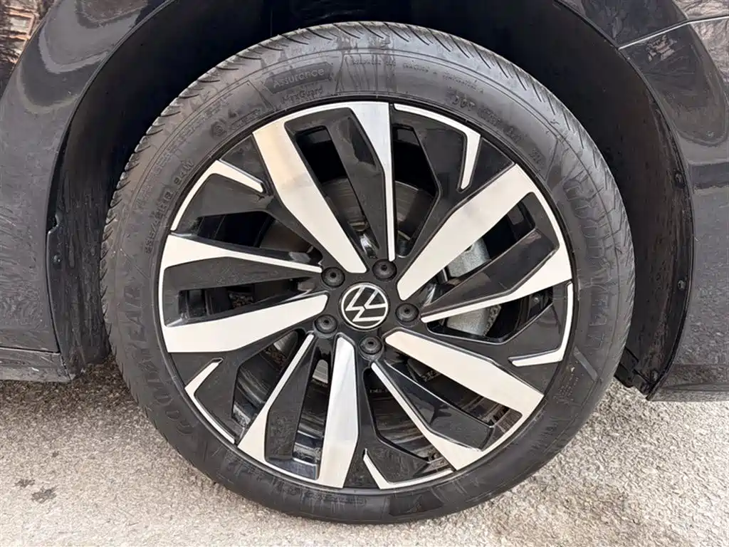 Volkswagen Passat 2022 — фото 12