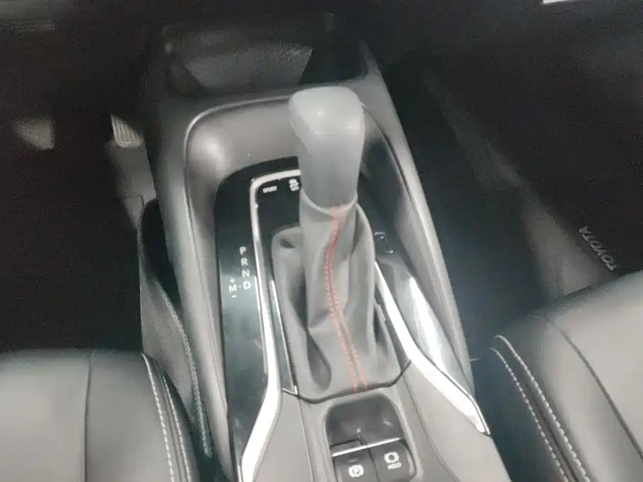 Toyota Corolla 2023 — фото 16