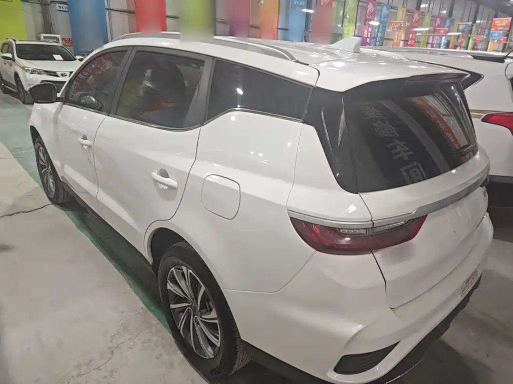 Geely Vision X6 2021