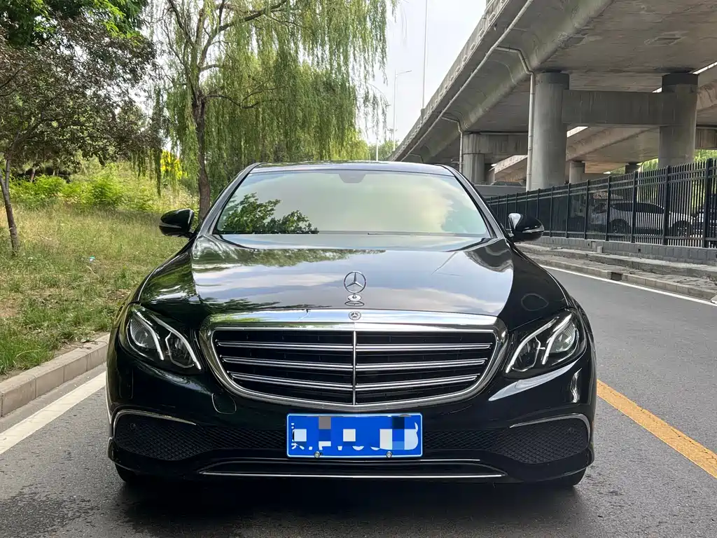 Mercedes-Benz E-Class 2017 — фото 2