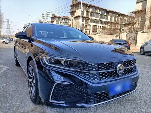 Volkswagen Passat 2022
