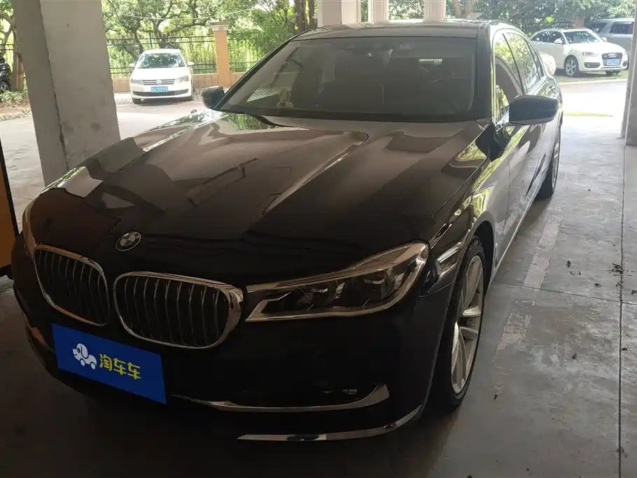 BMW 7 Series 2018 — фото 1