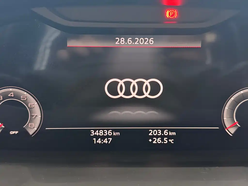 Audi Q3 2022 — фото 18