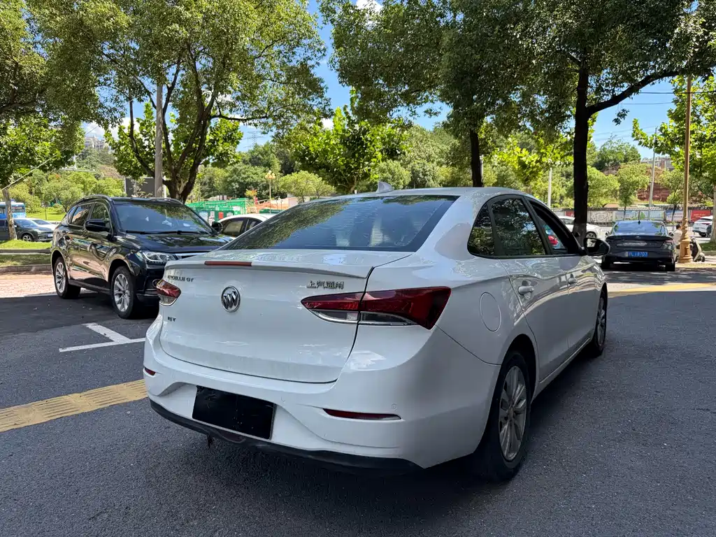 Buick Excelle 2018