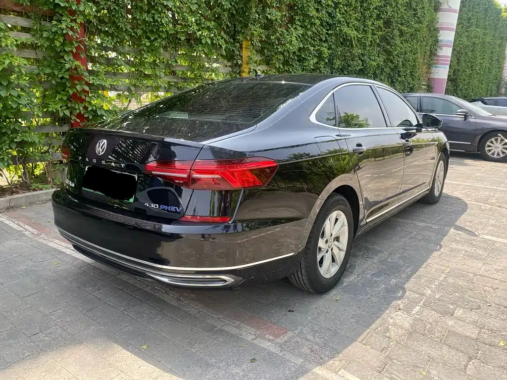 Volkswagen Passat PHEV 2020 — фото 3