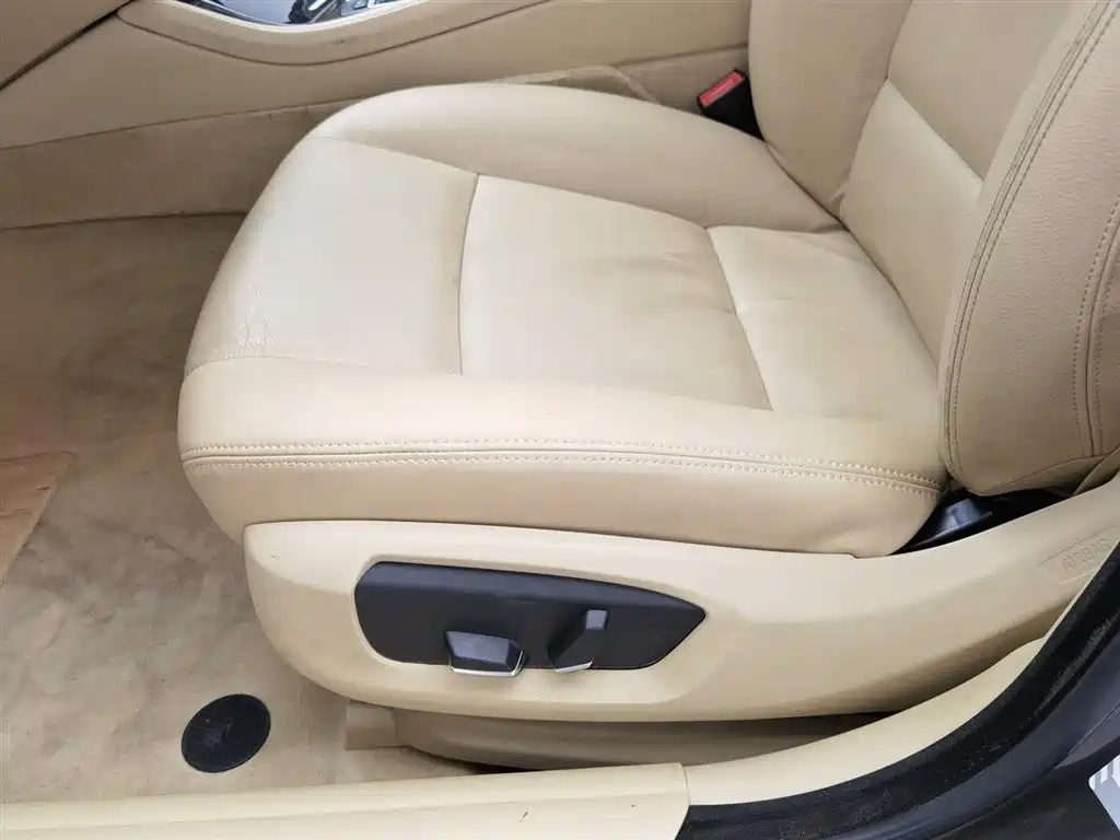 BMW 5 Series 2014 — фото 20