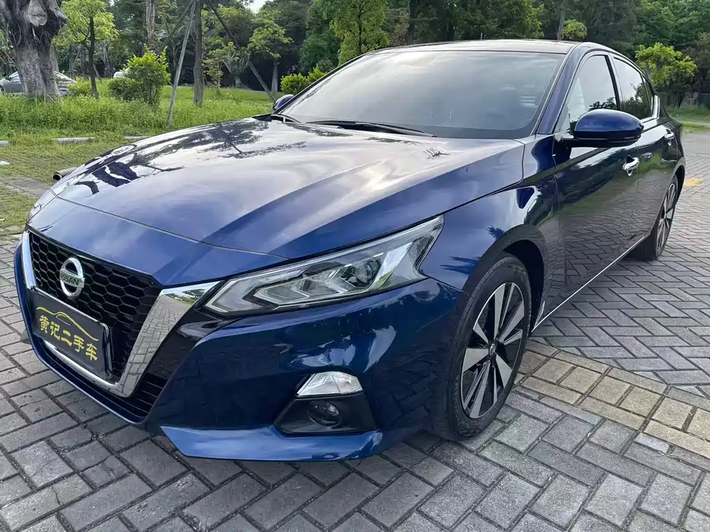 Nissan Teana 2022 — фото 9