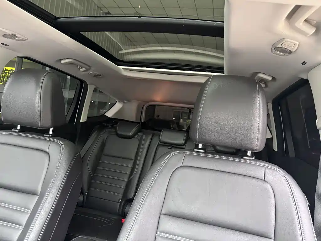 Ford Kuga 2016 — фото 15