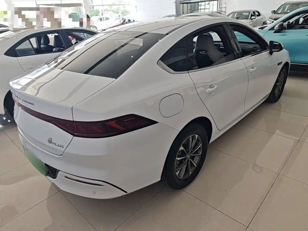 BYD Qin PLUS 2021 — фото 7