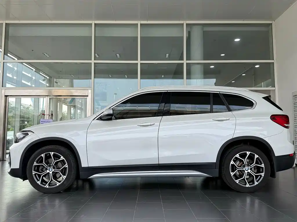 BMW X1 2021