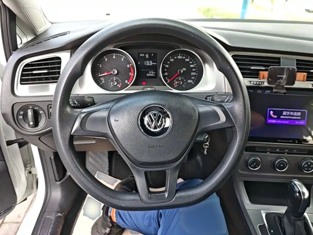 Volkswagen Golf 2015 — фото 11