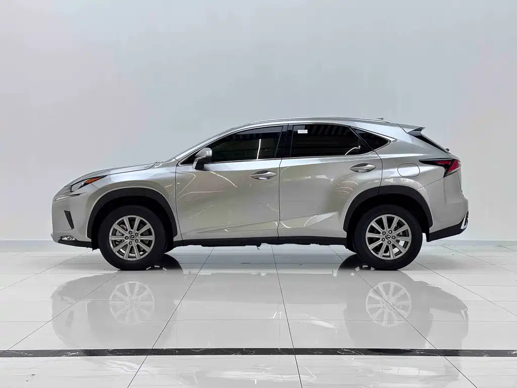 Lexus NX 2021 — фото 5