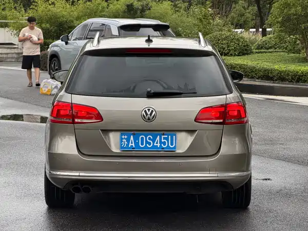 Volkswagen Magotan 2015