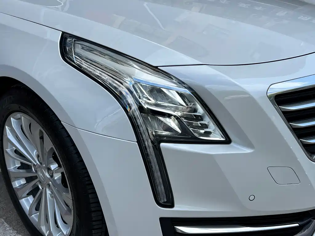 Cadillac CT6 2017 — фото 19