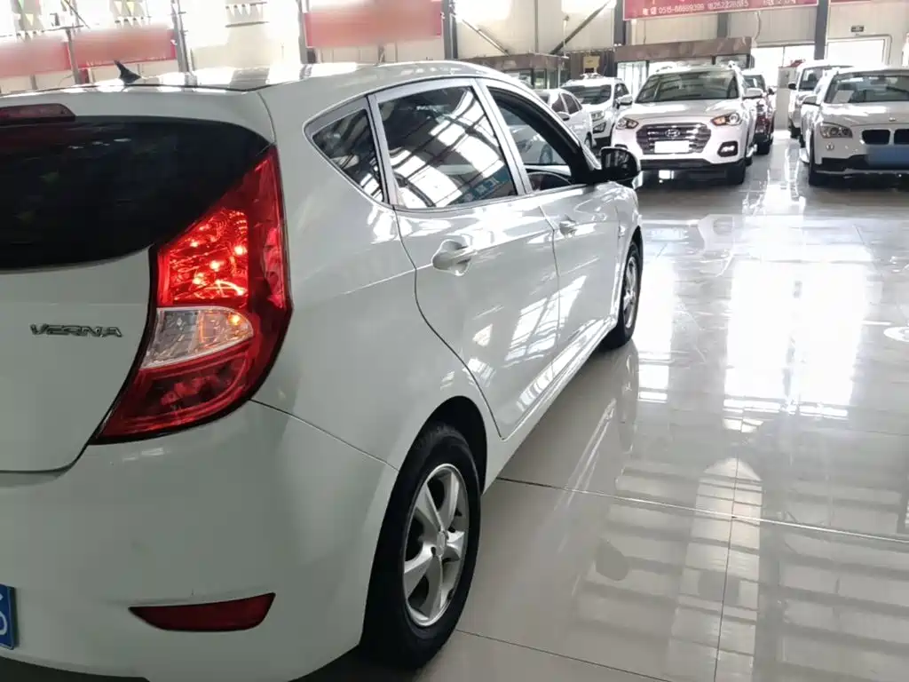 Hyundai Rui Yi 2015 — фото 8