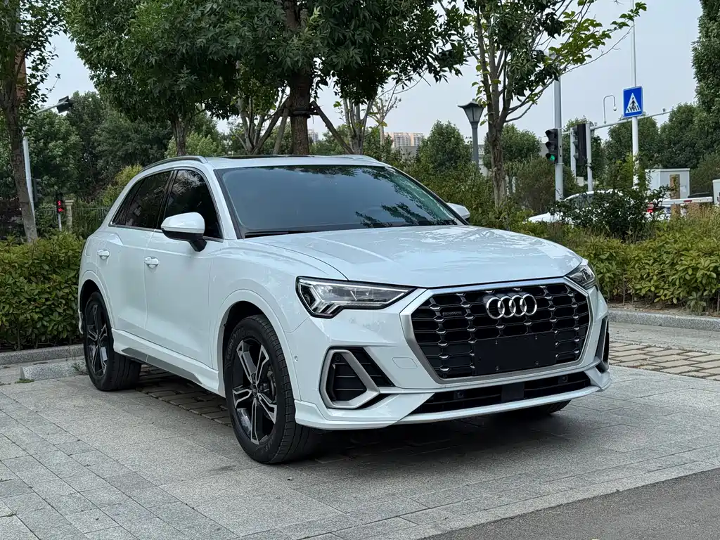 Audi Q3 2022