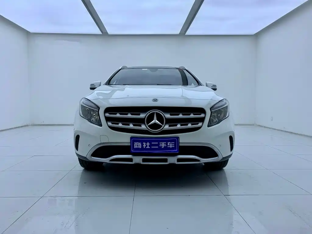 Mercedes-Benz GLA 2019
