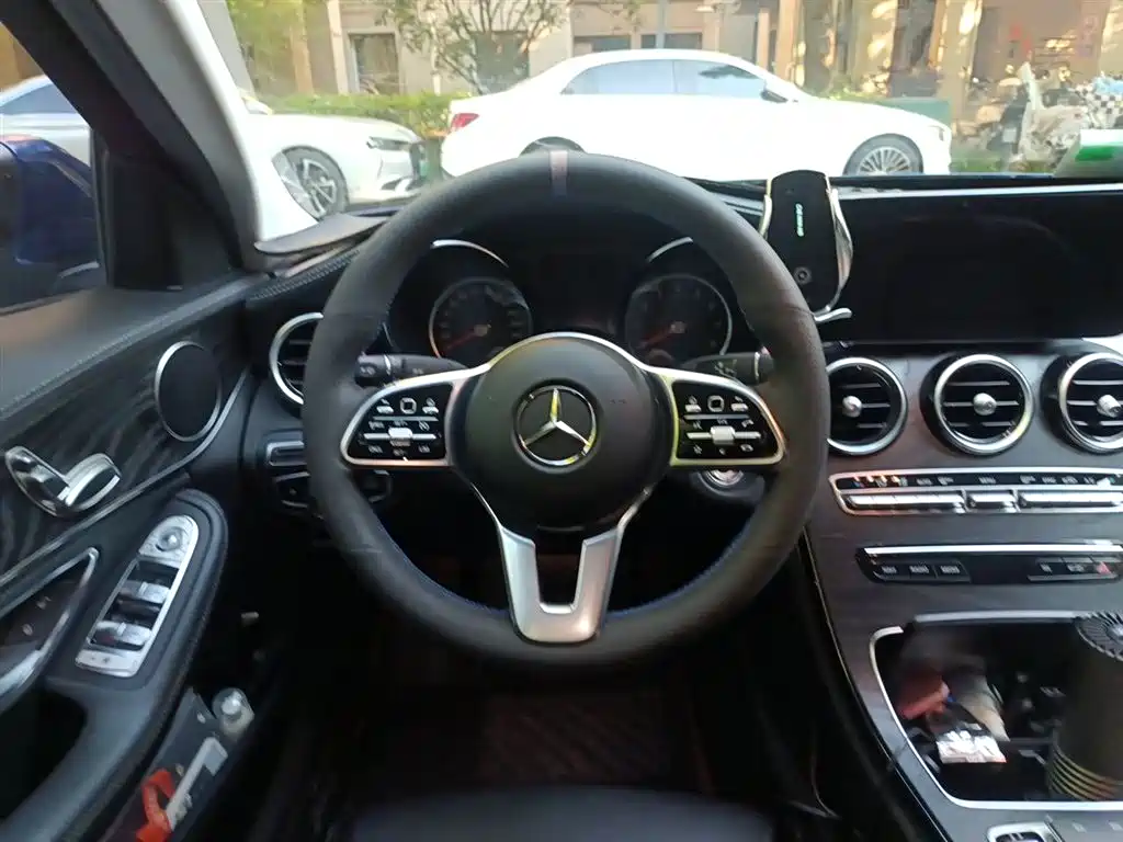 Mercedes-Benz C-Class 2019 — фото 3