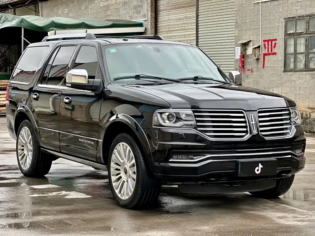 Lincoln Navigator 2017 — фото 3
