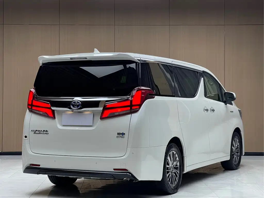 Toyota Alphard 2020 — фото 3
