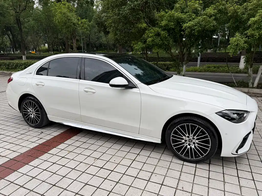 Mercedes-Benz C-Class 2022 — фото 3