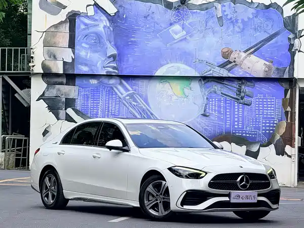 Mercedes-Benz C-Class 2021