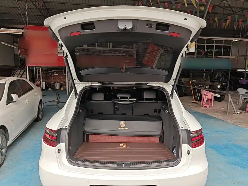 Porsche Macan 2015 — фото 19
