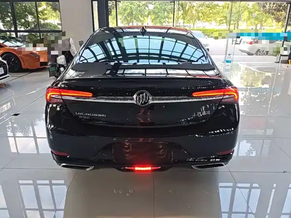 Buick LaCrosse 2022