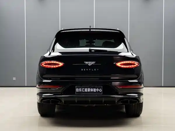 Bentley Bentayga 2022