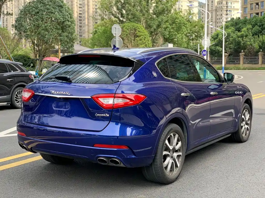 Maserati Levante 2017 — фото 4