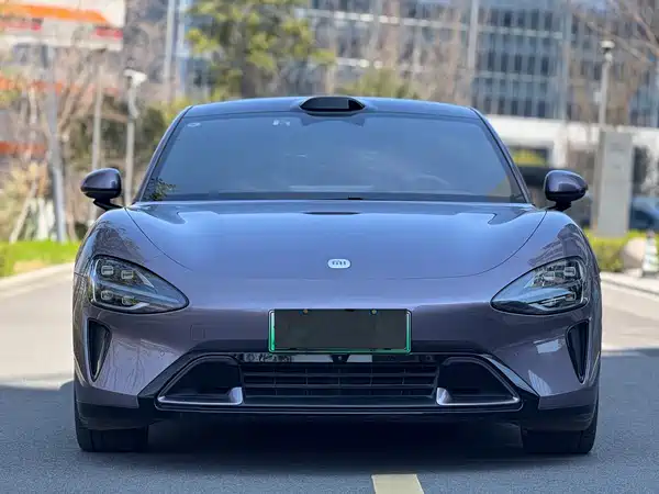 Xiaomi SU7 2024