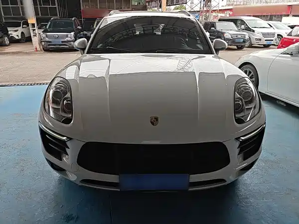 Porsche Macan 2015