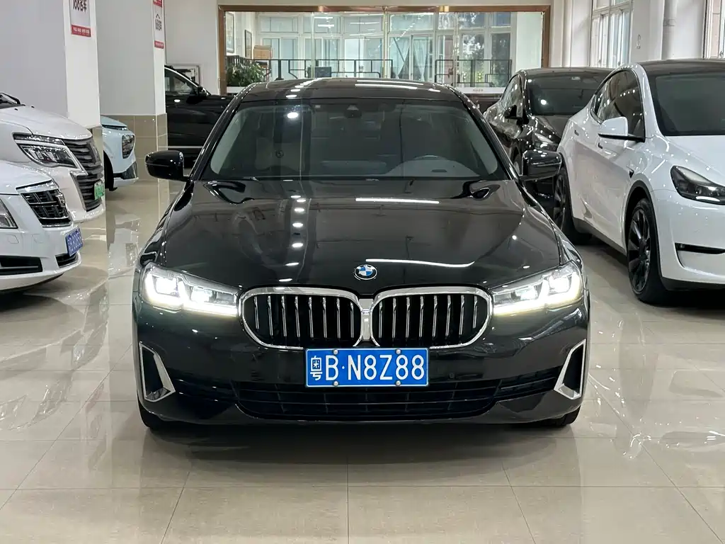 BMW 5 Series 2021