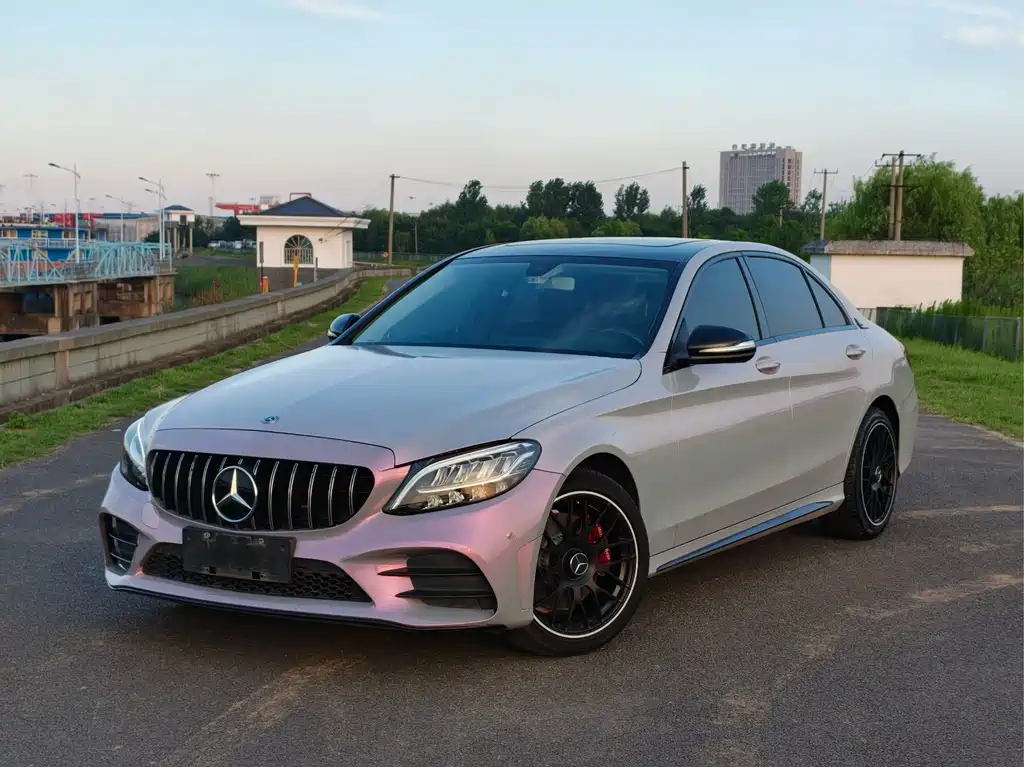 Mercedes-Benz C-Class 2019