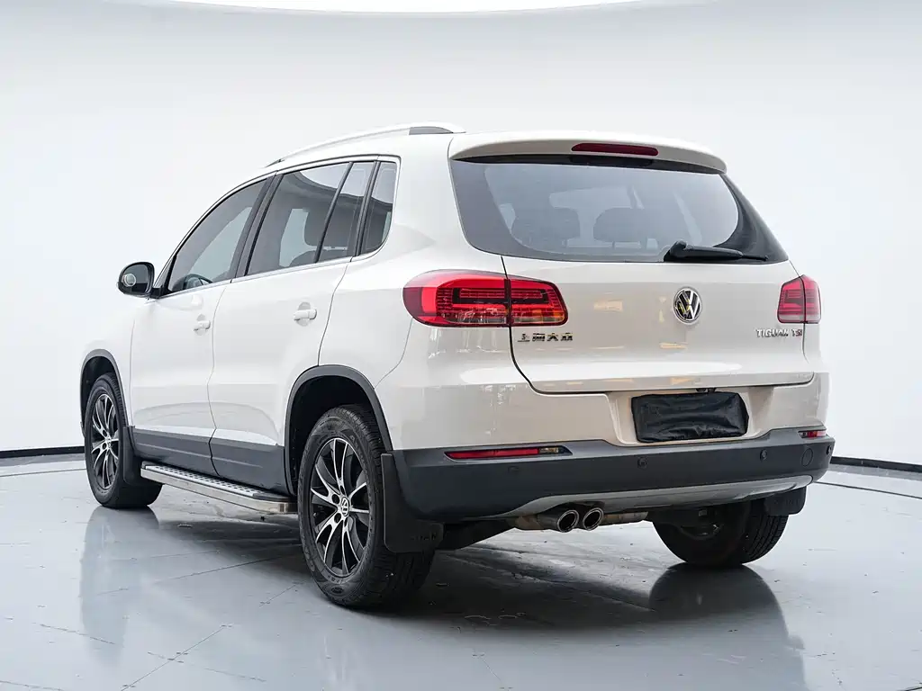 Volkswagen Tiguan 2016 — фото 11