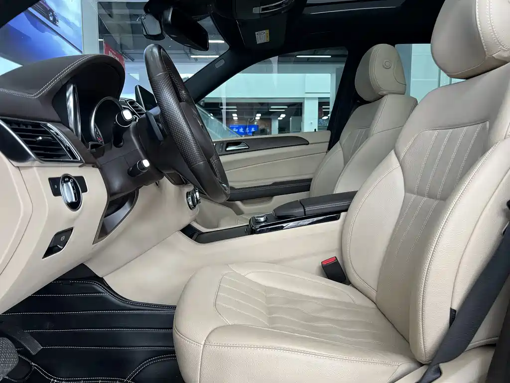 Mercedes-Benz GLE 2018 — фото 11