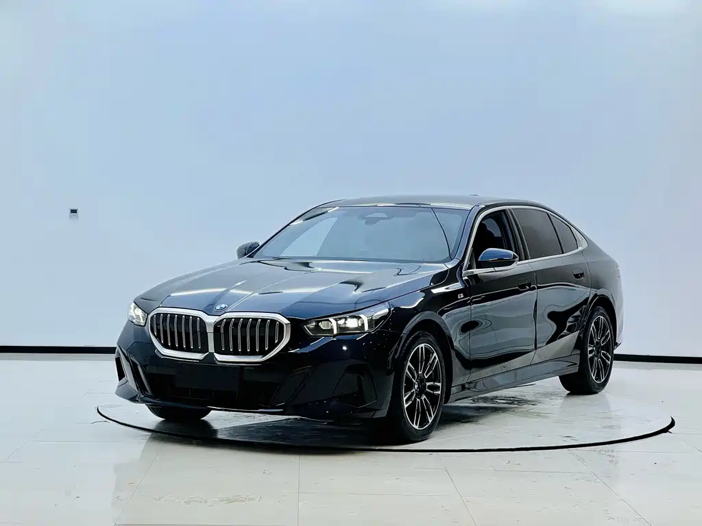BMW 5 Series 2024