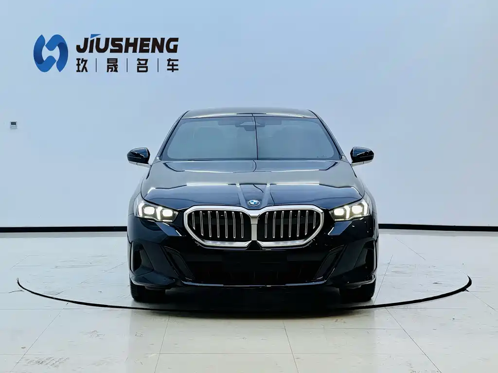 BMW 5 Series 2024