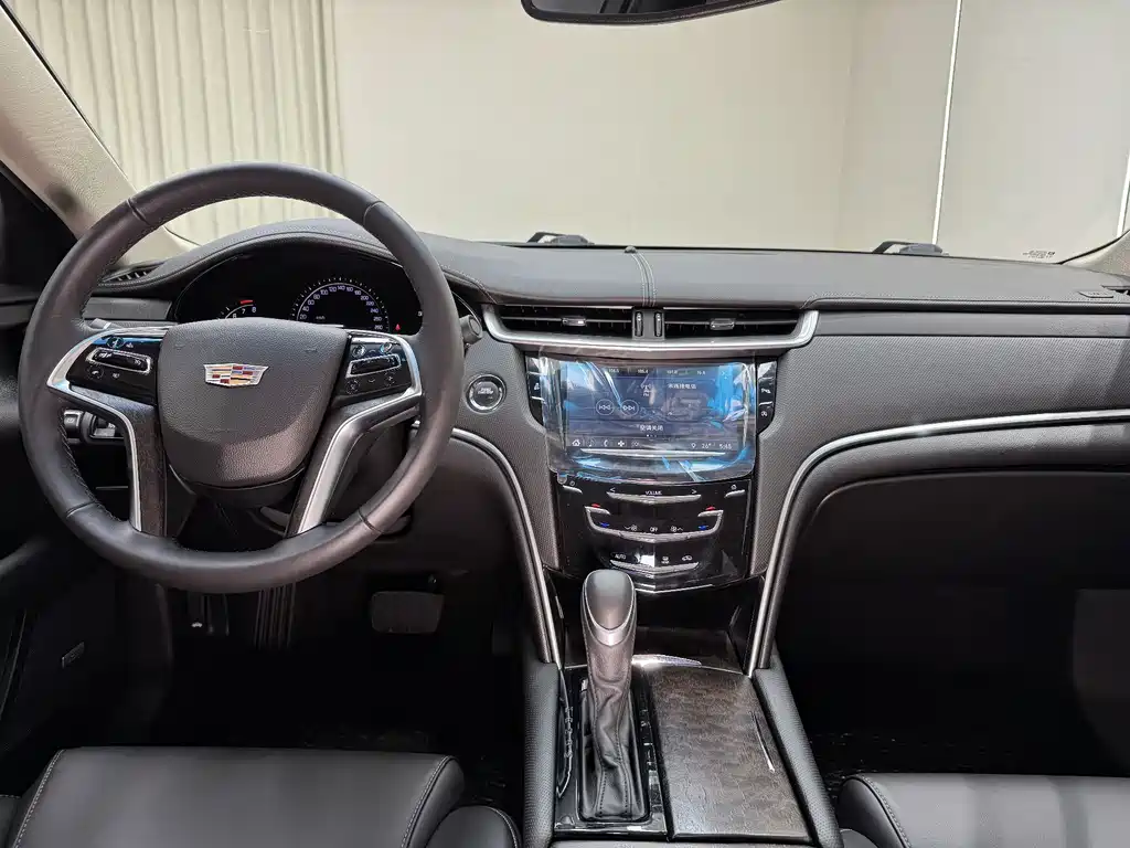 Cadillac XTS 2019 — фото 23