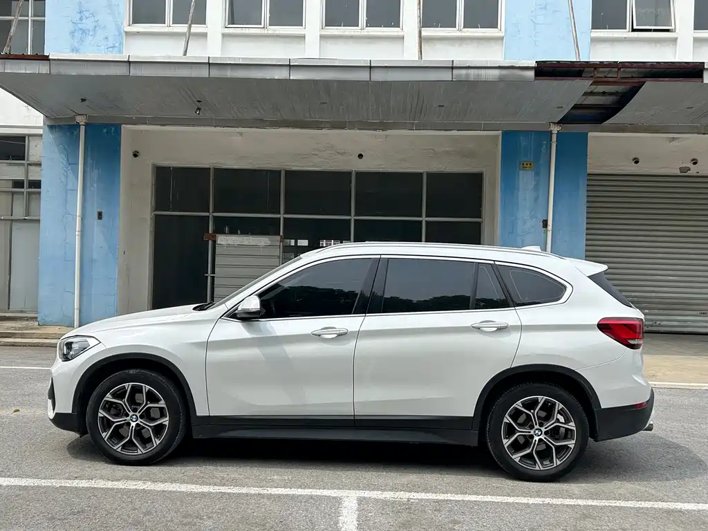 BMW X1 2021